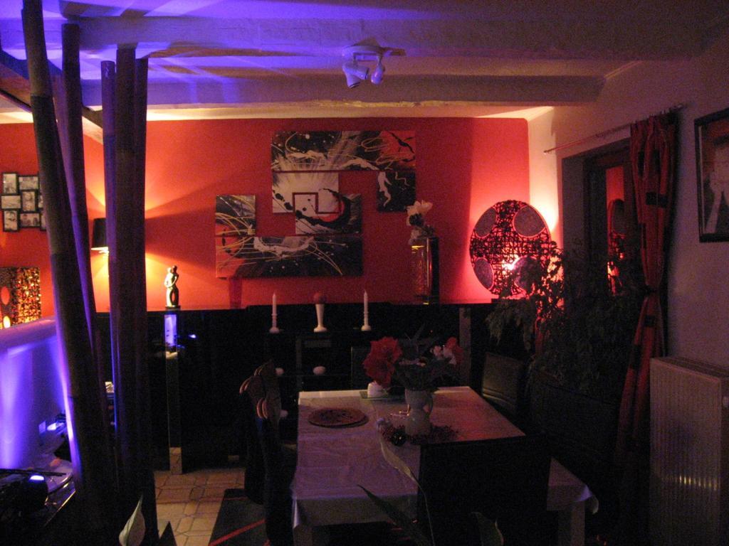 Red Dreams Guesthouse Jodoigne Extérieur photo